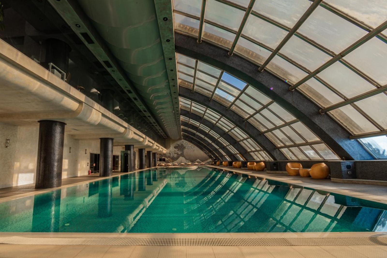 Green City Resort Hotel Baku Exterior foto