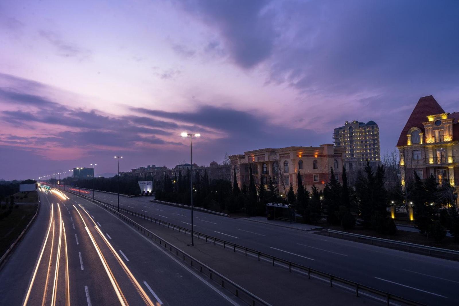 Green City Resort Hotel Baku Exterior foto