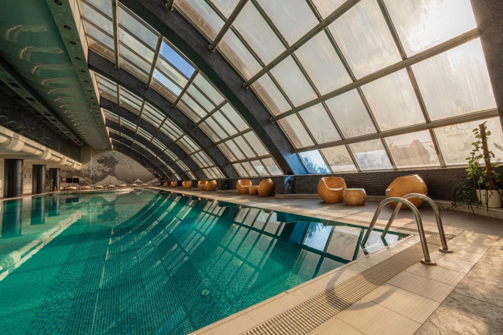 Green City Resort Hotel Baku Exterior foto